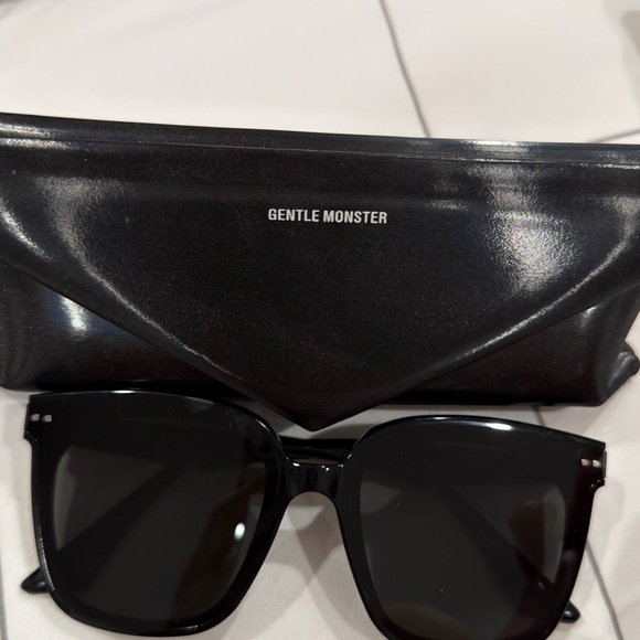 Gentle Monster Sunglasses Lo Cell
